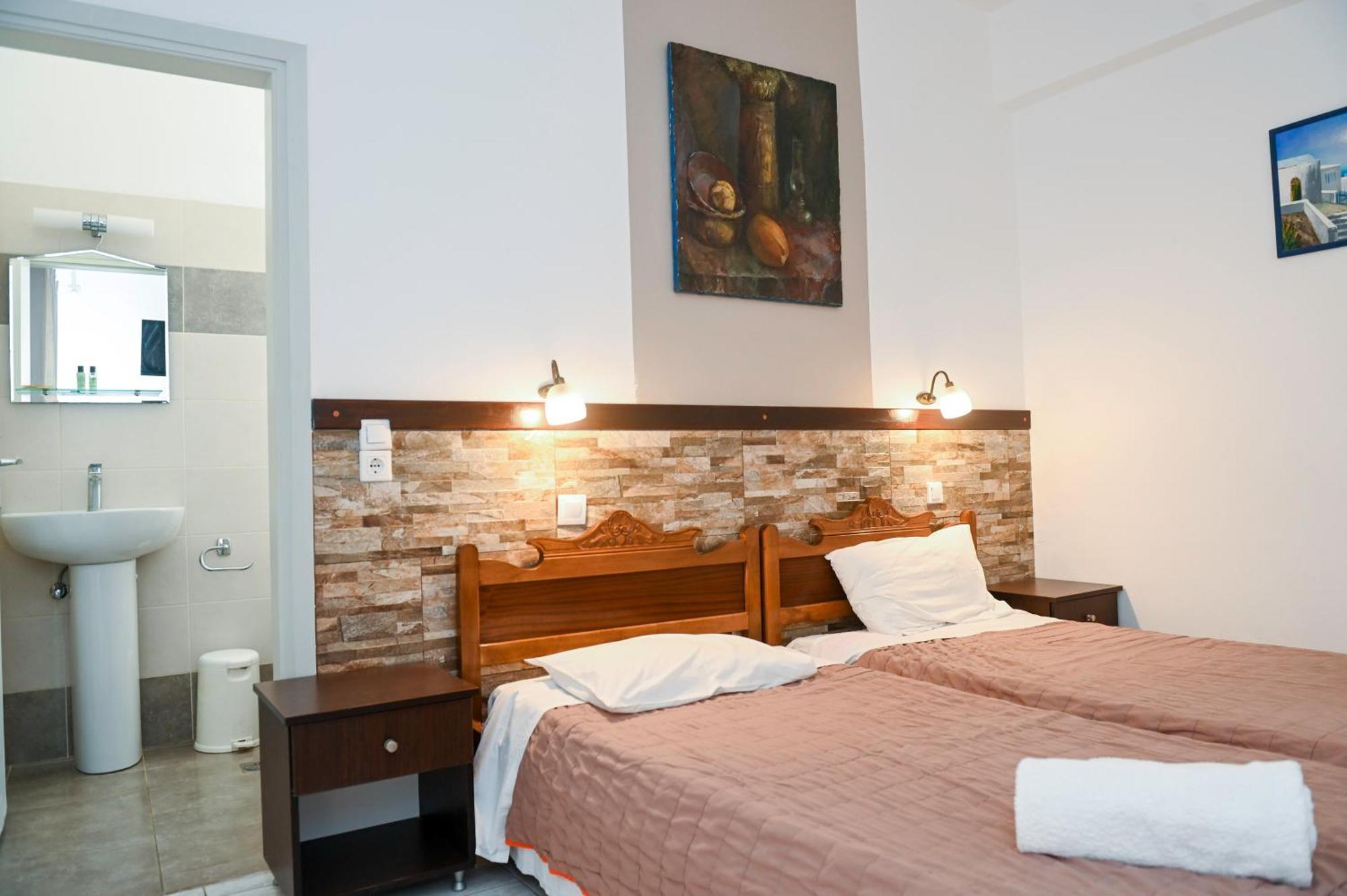 Otel Narkissos Kamári